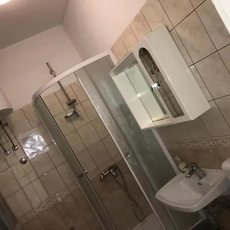 2 - Double With Shared Bathroom 1 - 4 Dubrovnik