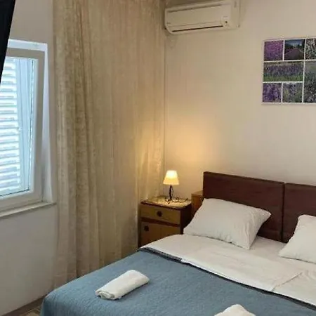 2 - Double With Shared Bathroom 1 - 4 * 杜布罗夫尼克